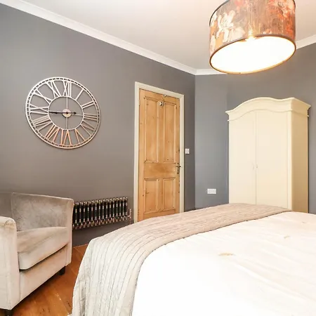 Apartment Hillcroft *